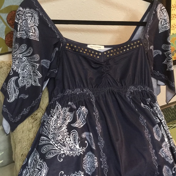 Boston Proper Vacation High End Catalog Brand Top! - Picture 2 of 8